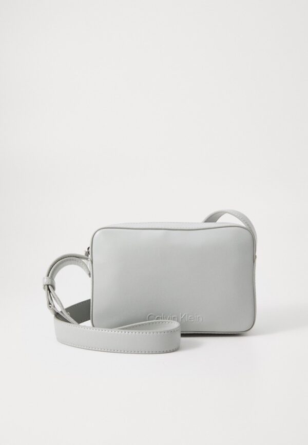 کیف Calvin Klein